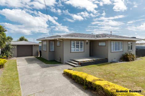 Photo of property in 3 Oriana Place, Highbury, Palmerston North, 4412