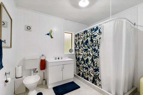 Photo of property in 390 Driving Creek Road, Coromandel, 3506