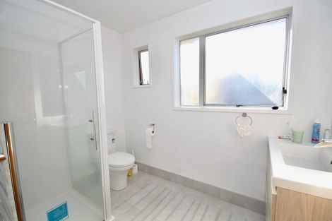 Photo of property in 84 Sycamore Drive, Sunnynook, Auckland, 0620