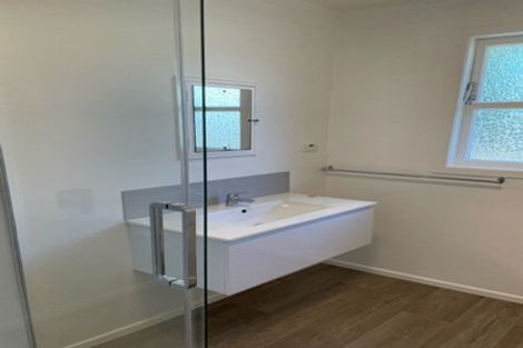 Photo of property in 2/20 Amaru Road, One Tree Hill, Auckland, 1061