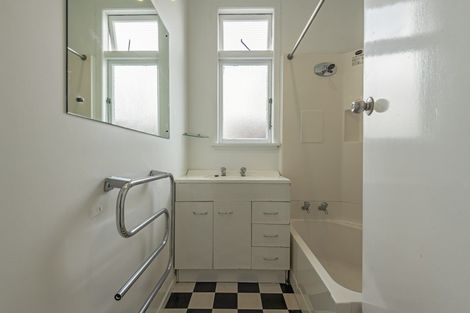 Photo of property in 232 Tremaine Avenue, Highbury, Palmerston North, 4412