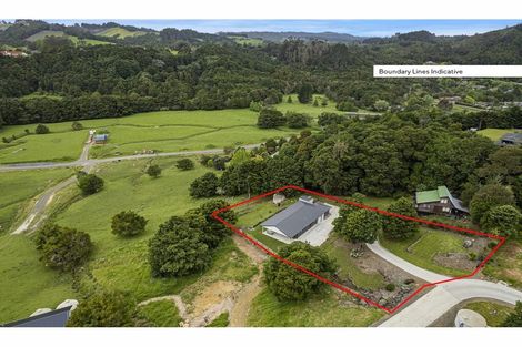 Photo of property in 4 Watercourse Way, Tikipunga, Whangarei, 0112