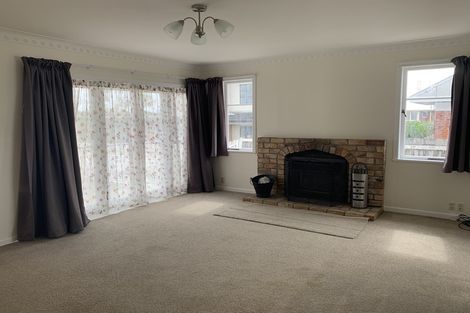 Photo of property in 98 Oakdale Road, Mount Roskill, Auckland, 1041