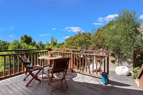 Photo of property in 1/12 Elmira Place, Browns Bay, Auckland, 0630