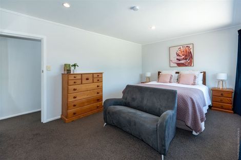 Photo of property in 28 Railway Road, Dunsandel, 7682