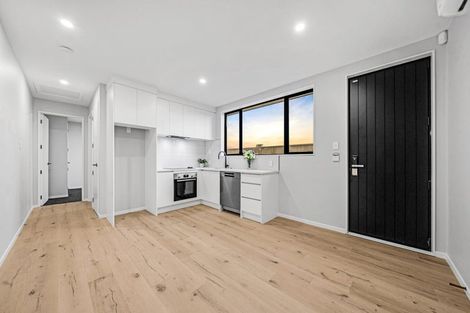 Photo of property in 5 Paihere Street, Huapai, Kumeu, 0810