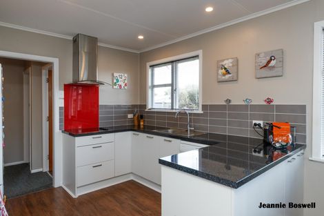 Photo of property in 3 Oriana Place, Highbury, Palmerston North, 4412