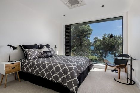 Photo of property in 218a Lake Road, Hauraki, Auckland, 0622