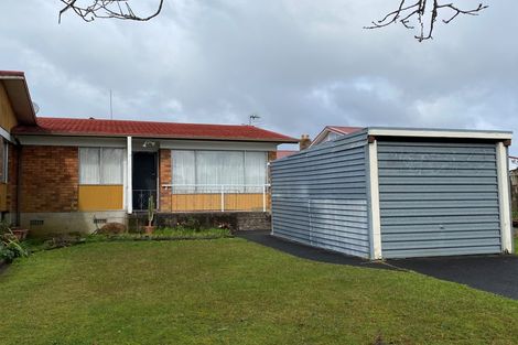 Photo of property in 3/2 Mickle Street, Te Atatu South, Auckland, 0610