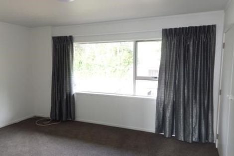 Photo of property in 71 Beaubank Road, Kelston, Auckland, 0602