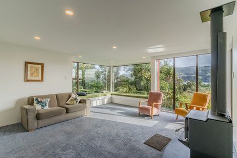 Photo of property in 3 Howard Street, Macandrew Bay, Dunedin, 9014