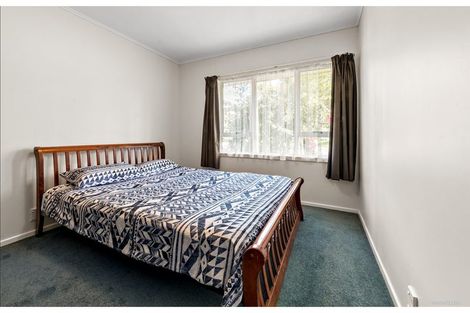 Photo of property in 13 Gladfield Lane, Te Atatu Peninsula, Auckland, 0610