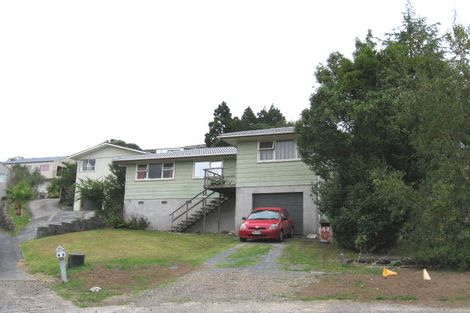 Photo of property in 44 Sequoia Place, Sunnynook, Auckland, 0620