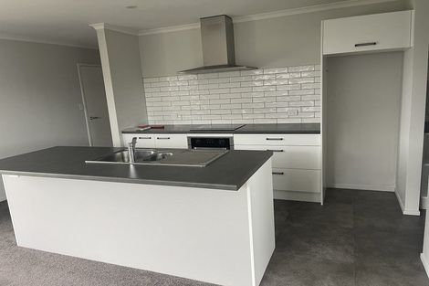 Photo of property in 22 Walter Lawry Road, Paerata, Pukekohe, 2124