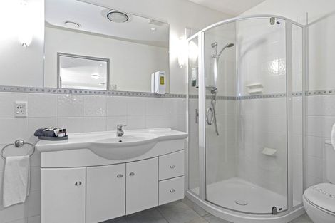 Photo of property in Anchorage Apartments, 309/36 Victoria Road, Mount Maunganui, 3116