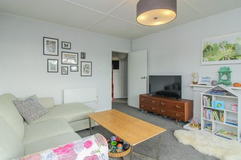 Photo of property in 1 Sidlaw Street, Strathmore Park, Wellington, 6022