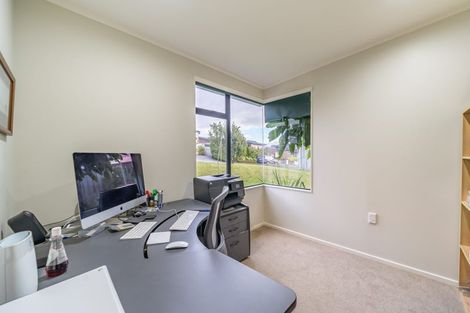 Photo of property in 5 Bowsprit Way, Whitby, Porirua, 5024