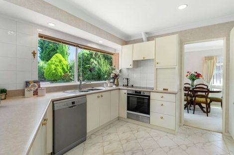 Photo of property in 10 Yarlside Place, Northpark, Auckland, 2013