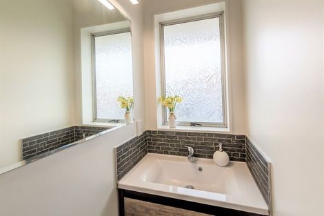 Photo of property in 4/4a Hayton Road, Hornby, Christchurch, 8042