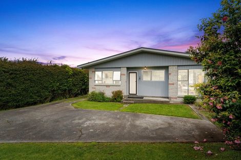Photo of property in 324 Te Moana Road, Waikanae, 5036