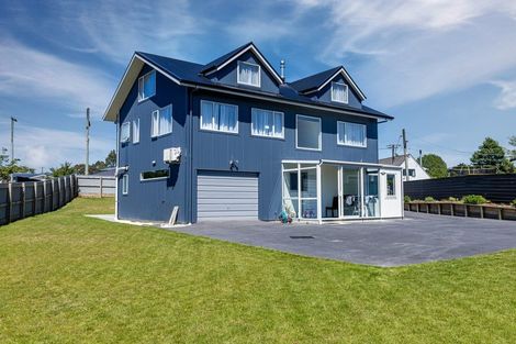 Photo of property in 35 Oban Street, Holmes Hill, Oamaru, 9401