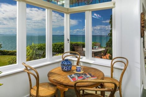 Photo of property in 122 Vauxhall Road, Narrow Neck, Auckland, 0624