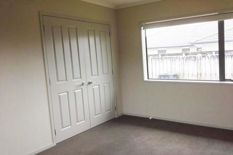 Photo of property in 5 Northpoint Way, Bell Block, New Plymouth, 4312