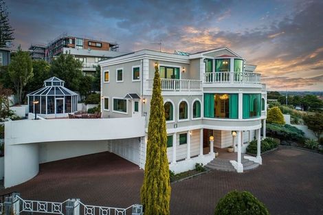 Photo of property in 24 Overdale Drive, Cashmere, Christchurch, 8022