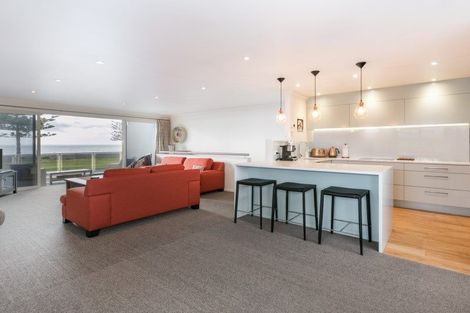 Photo of property in 625 Marine Parade, Napier South, Napier, 4110