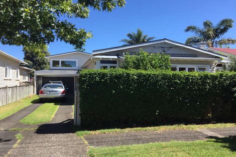 Photo of property in 6 Fergusson Avenue, Sandringham, Auckland, 1025