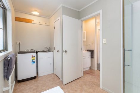 Photo of property in 68a Pembroke Street, Carterton, 5713