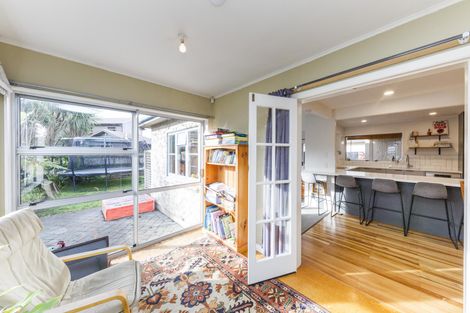 Photo of property in 481 Ruahine Street, Terrace End, Palmerston North, 4410