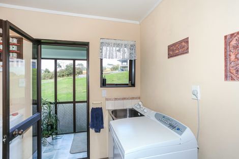 Photo of property in 6 Tremen Place, Pukekohe, 2120