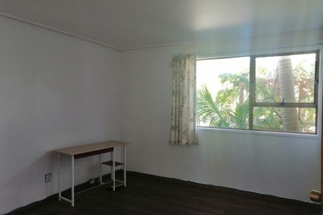 Photo of property in 43 Awaruku Road, Torbay, Auckland, 0630
