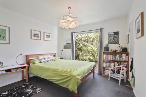 Photo of property in 27 Ocean View Road, Huia, Auckland, 0604