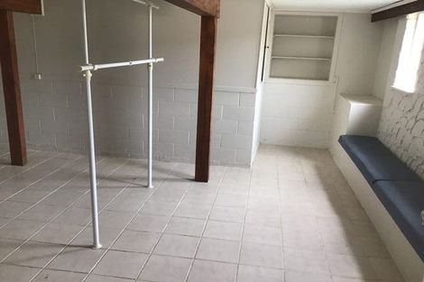 Photo of property in 12 Lyttelton Avenue, Forrest Hill, Auckland, 0620