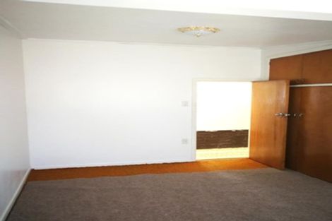 Photo of property in 40 West Coast Road, Glen Eden, Auckland, 0602