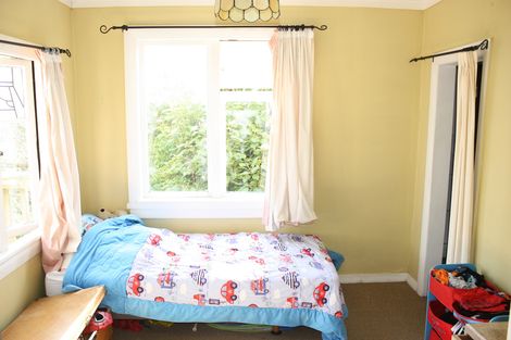 Photo of property in 25 Frances Street, Broad Bay, Dunedin, 9014