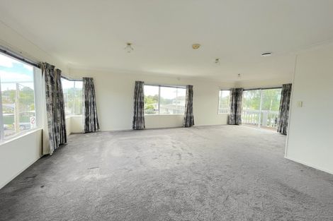 Photo of property in 1/3 Elliott Avenue, Bayview, Auckland, 0629