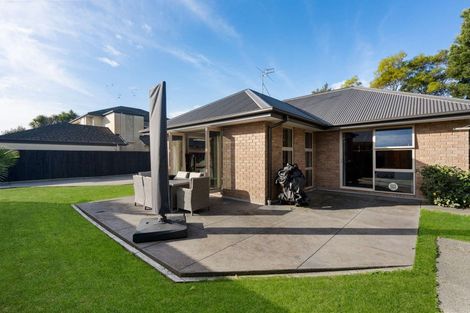 Photo of property in 73b Inwoods Road, Parklands, Christchurch, 8083