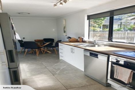 Photo of property in 5 Crystal Place, Pukehangi, Rotorua, 3015