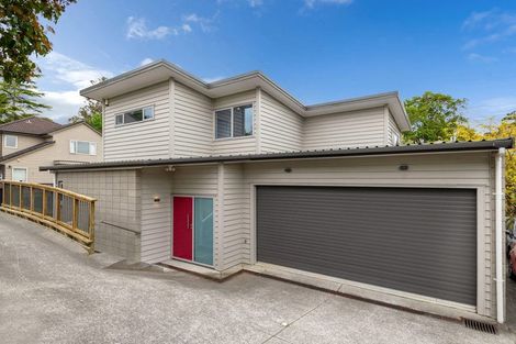 Photo of property in 3f Dallinghoe Crescent, Milford, Auckland, 0620