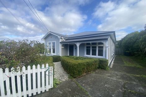 Photo of property in 1 Maungaraki Road, Korokoro, Lower Hutt, 5012