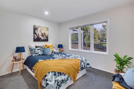 Photo of property in 7 Serjeant Street, Henderson, Auckland, 0612