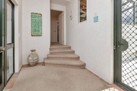 Photo of property in 74 One Tree Point Road, One Tree Point, 0118