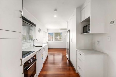 Photo of property in 1/18 Sheehan Avenue, Papakura, 2110