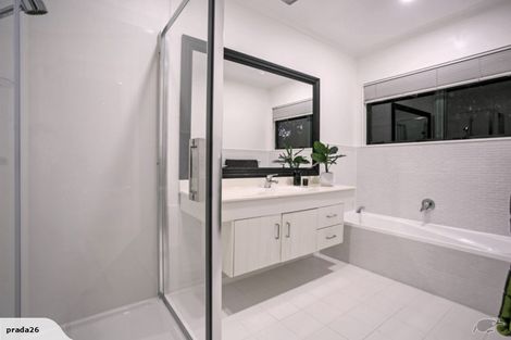 Photo of property in 43a Isobel Road, Greenhithe, Auckland, 0632