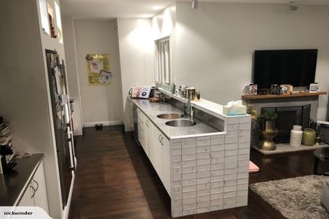 Photo of property in 39 Hinemoa Street, Birkenhead, Auckland, 0626