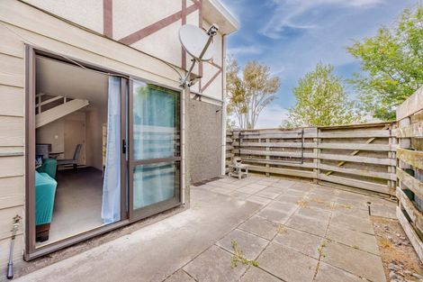 Photo of property in 5/702 Grays Road, Mahora, Hastings, 4120