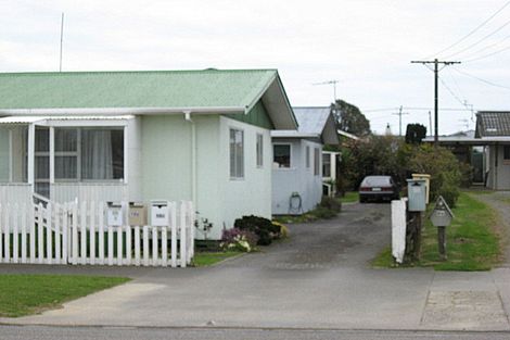 Photo of property in 1/10 Ropiha Street, Fitzroy, New Plymouth, 4312
